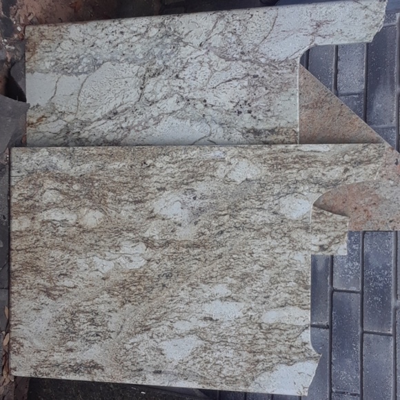 Different size Granite pieces different varieties - Picture 2 of 4